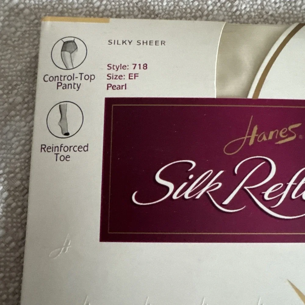 1 Pair Hanes Silk Reflections SIlky‎ Sheer Control Top Pantyhose PEARL 717 Sz EF